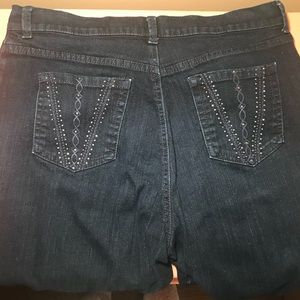 GLORIA  VANDERBILT “Amanda” Slimming Jeans
